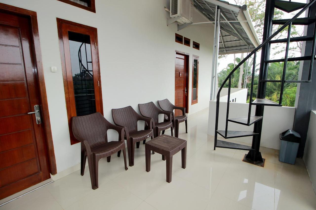 Oyo 739 Guest House Si Kancil Bengkulu Exterior photo